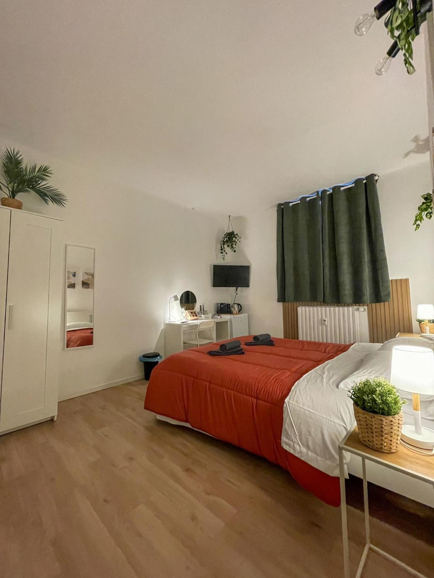 Home In Town - Home In City Life Near San Siro Stadium Mediolan Zewnętrze zdjęcie